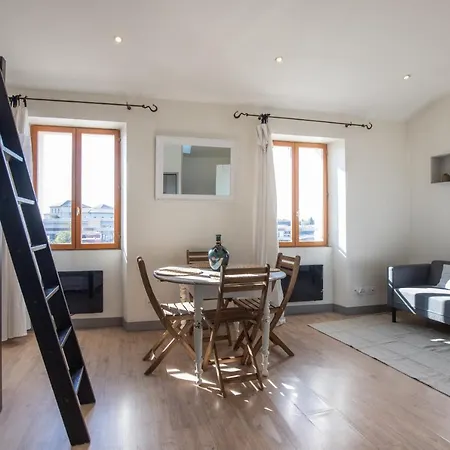 Apartment En Blanc - Hypercentre - 4 Couchages